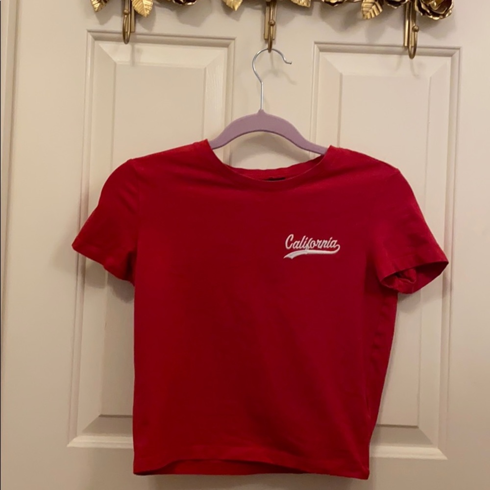 “california” crop top